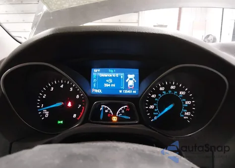 2014 Ford Focus Se z USA, uszkodzony, nr VIN 1FADP3K20EL312733